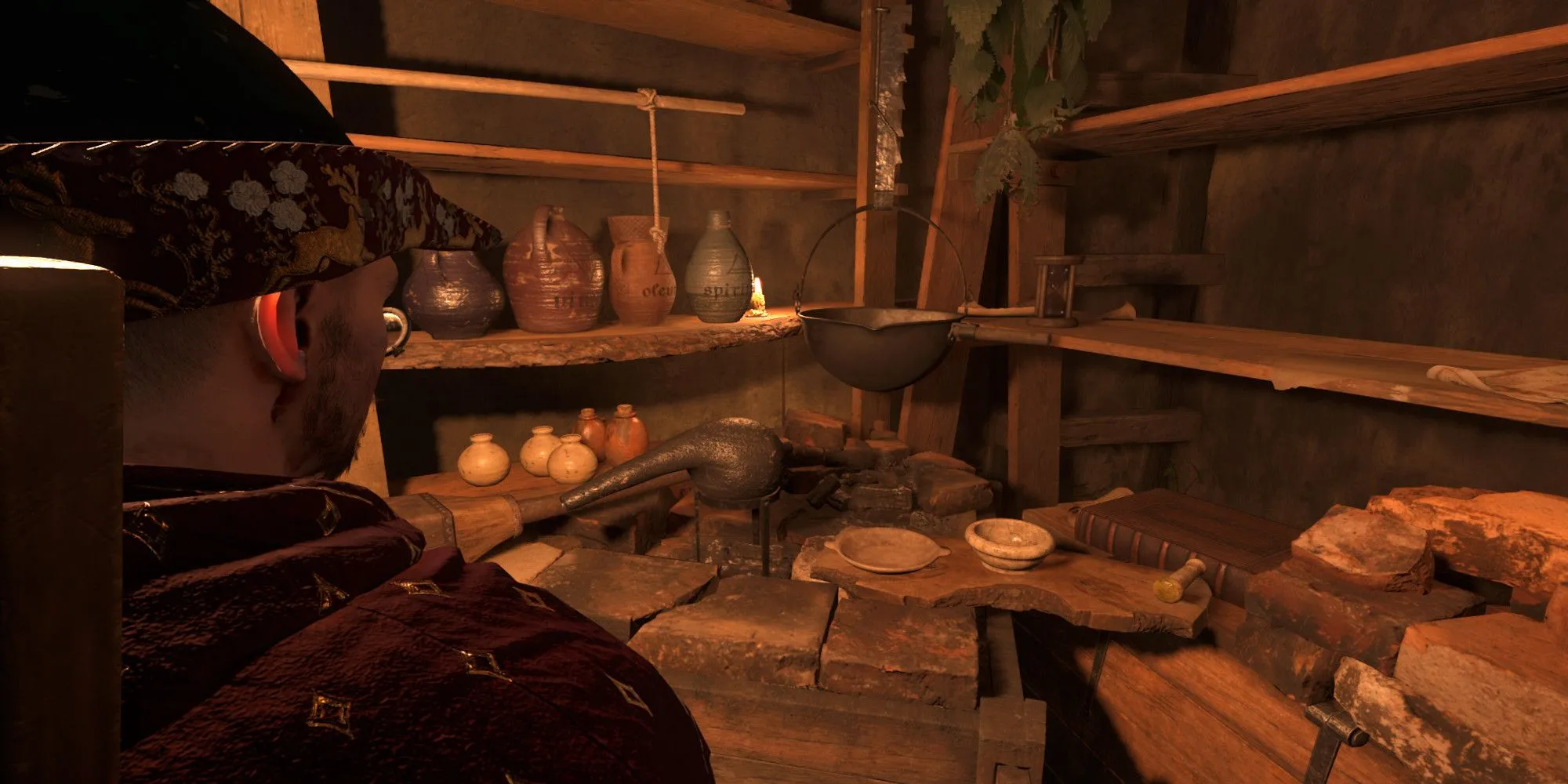 Henry pha chế thuốc tại bàn giả kim trong Kingdom Come Deliverance 2, minh họa kỹ năng giả kim