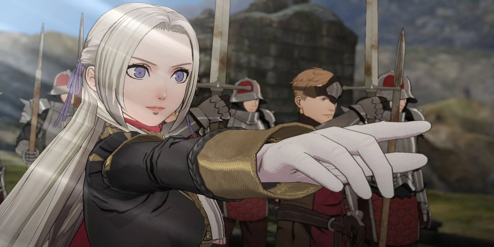 Edelgard chỉ tay, ra hiệu lệnh trong Fire Emblem: Three Houses, nhấn mạnh chiến thuật và quản lý đồng đội trong trận chiến.